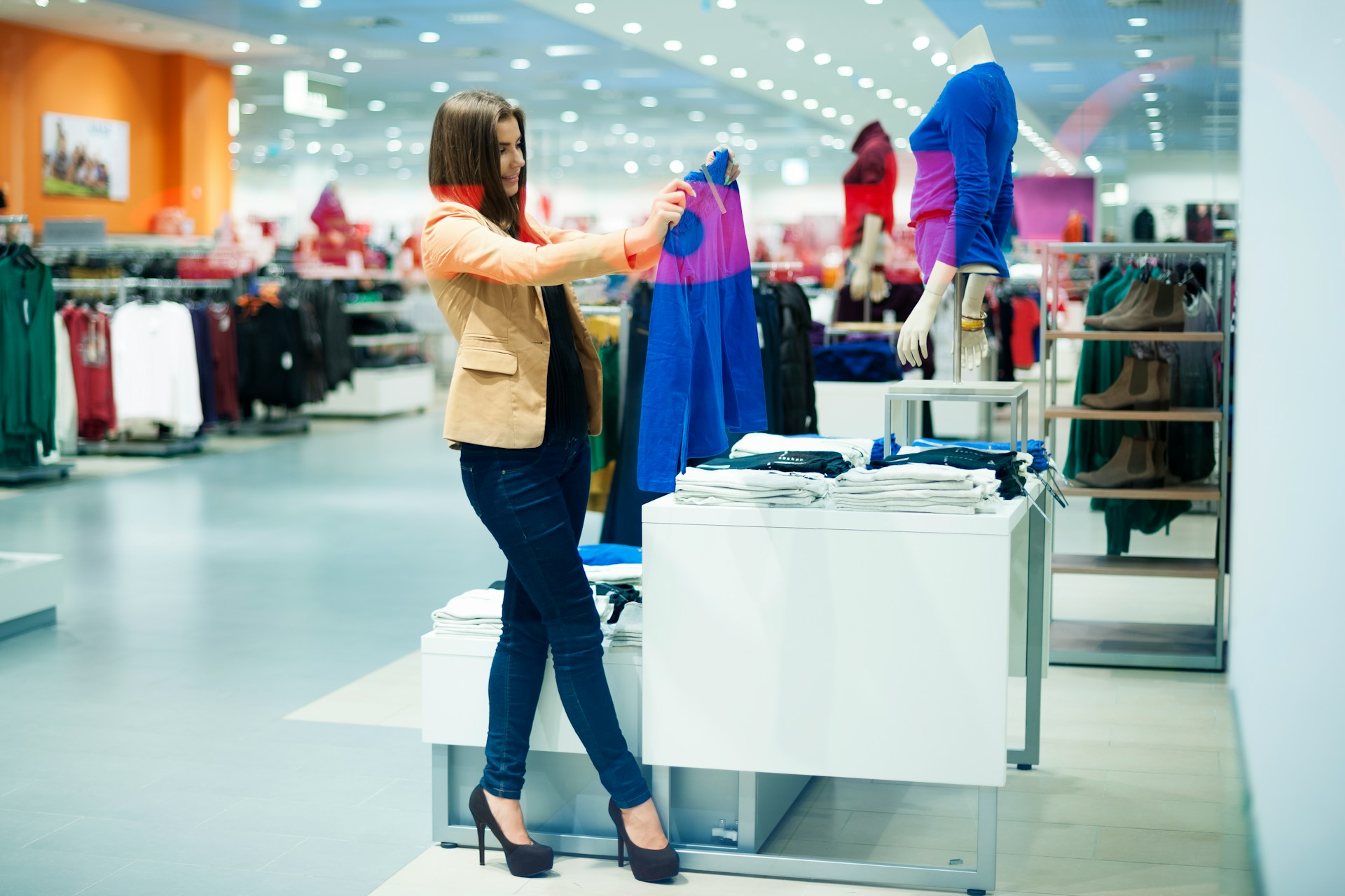 Your Guide to Retail Management Positions in Buckinghamshire